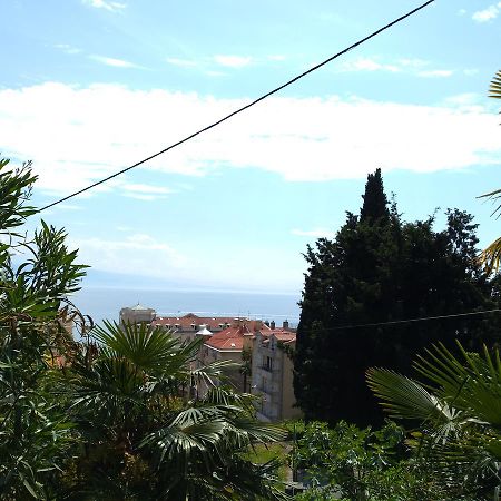 Apartment Enni Opatija Extérieur photo