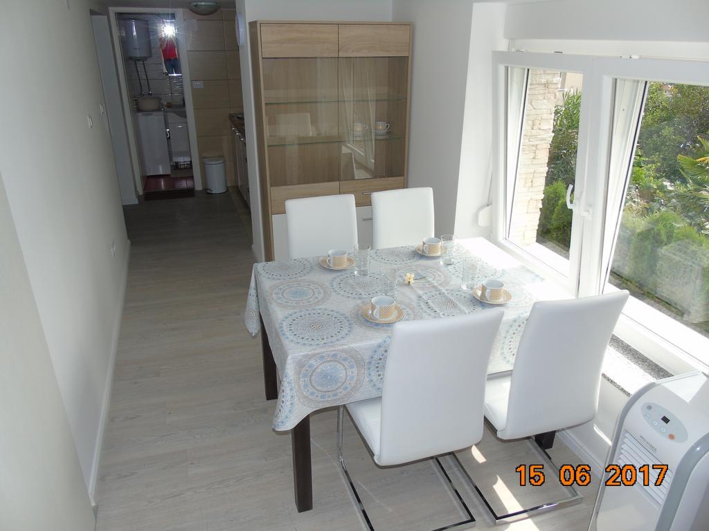 Apartment Enni Opatija Extérieur photo